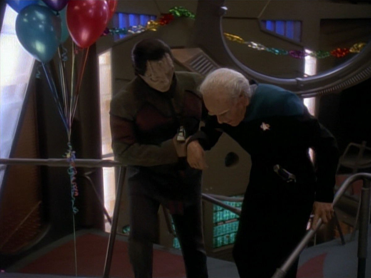 extant_StarTrek_DS9_3x18-DistantVoices_02917.jpg
