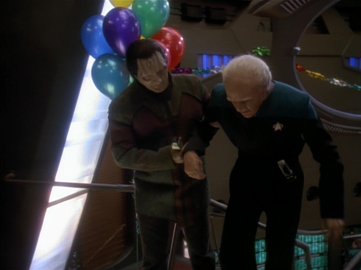 extant_StarTrek_DS9_3x18-DistantVoices_02921.jpg