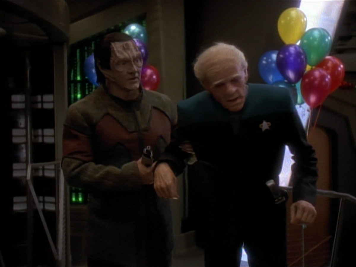 extant_StarTrek_DS9_3x18-DistantVoices_02931.jpg