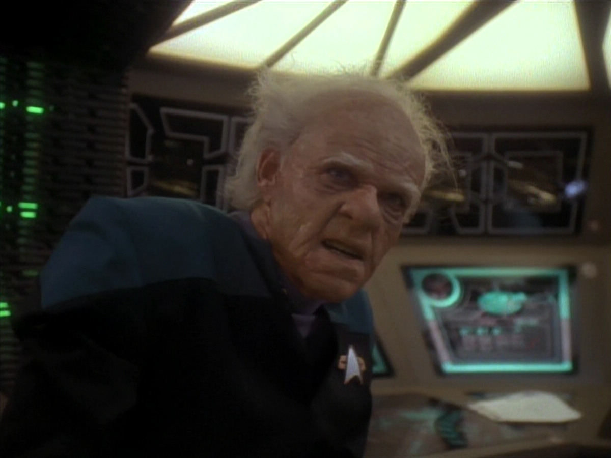 extant_StarTrek_DS9_3x18-DistantVoices_03084.jpg