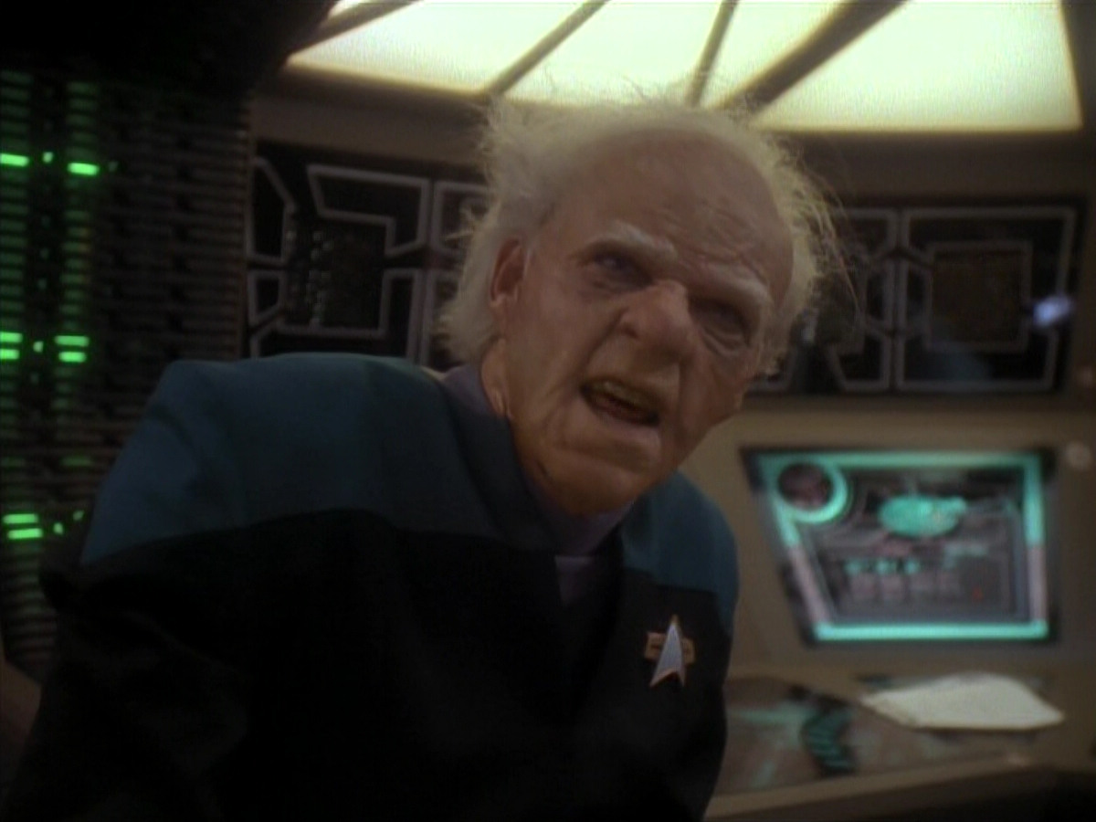extant_StarTrek_DS9_3x18-DistantVoices_03094.jpg