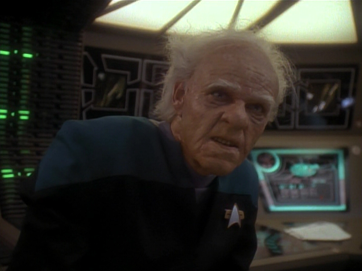 extant_StarTrek_DS9_3x18-DistantVoices_03099.jpg