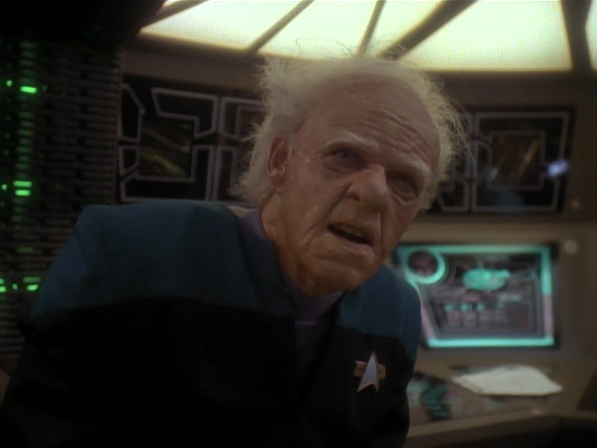 extant_StarTrek_DS9_3x18-DistantVoices_03106.jpg
