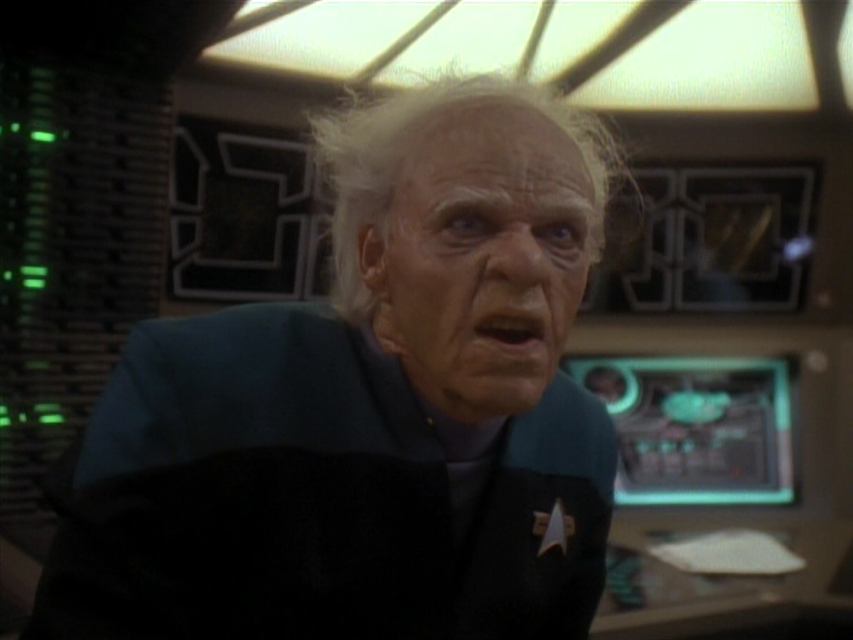 extant_StarTrek_DS9_3x18-DistantVoices_03121.jpg