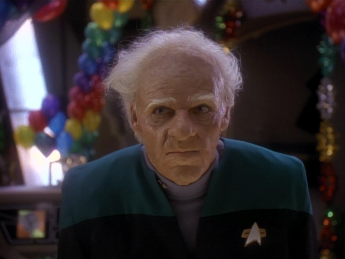 extant_StarTrek_DS9_3x18-DistantVoices_03182.jpg