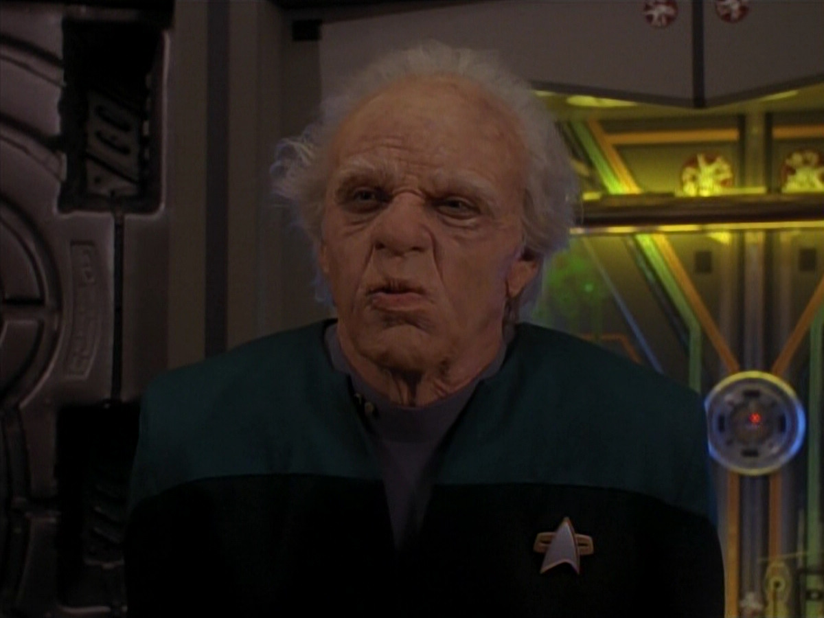 extant_StarTrek_DS9_3x18-DistantVoices_03590.jpg