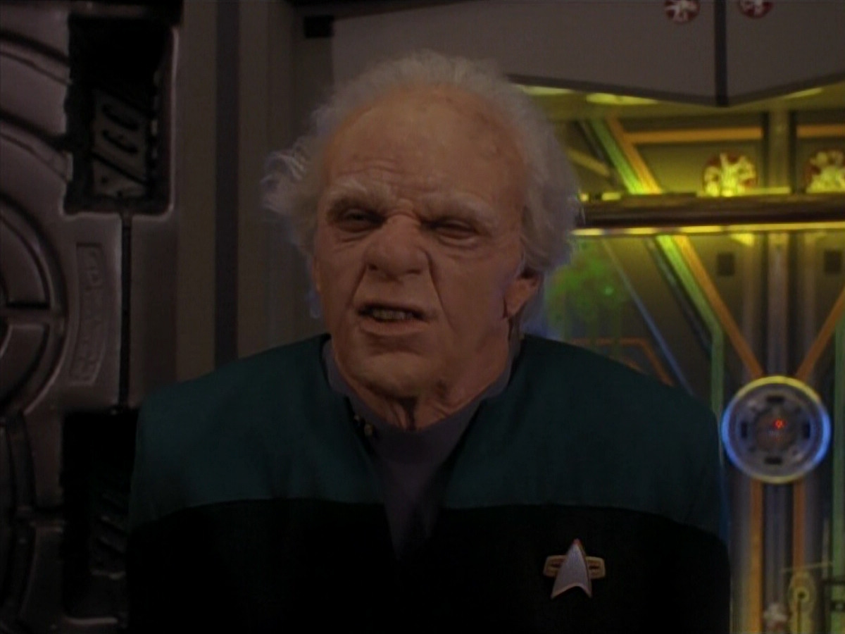 extant_StarTrek_DS9_3x18-DistantVoices_03602.jpg