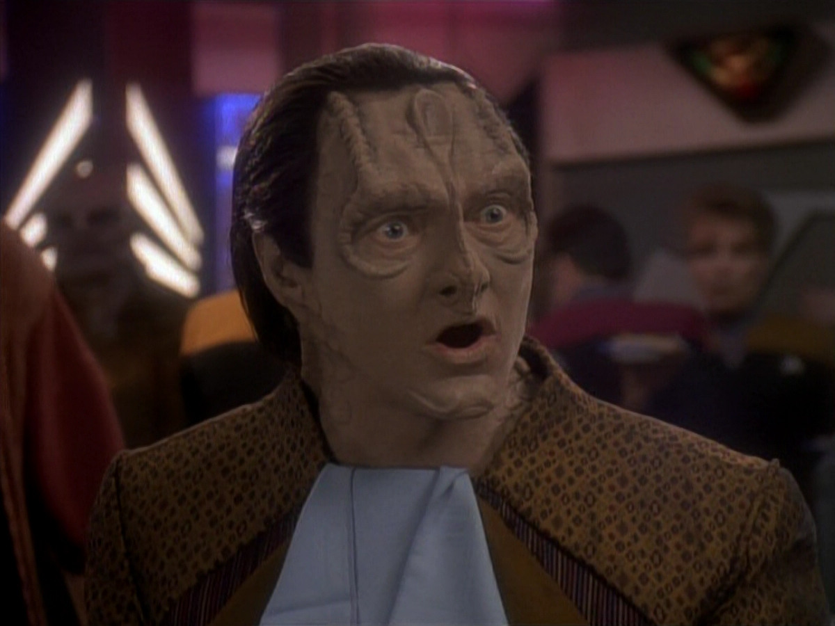 extant_StarTrek_DS9_3x18-DistantVoices_03684.jpg