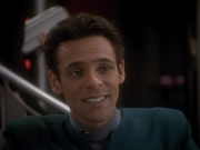 extant_StarTrek_DS9_3x18-DistantVoices_00076.jpg