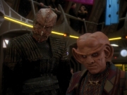 extant_StarTrek_DS9_3x18-DistantVoices_00215.jpg