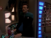 extant_StarTrek_DS9_3x18-DistantVoices_00566.jpg