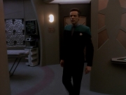 extant_StarTrek_DS9_3x18-DistantVoices_00633.jpg