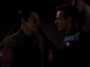 extant_StarTrek_DS9_3x18-DistantVoices_00927.jpg