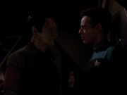 extant_StarTrek_DS9_3x18-DistantVoices_00930.jpg