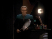 extant_StarTrek_DS9_3x18-DistantVoices_02009.jpg