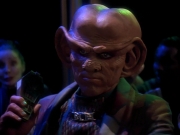 extant_StarTrek_DS9_3x18-DistantVoices_02593.jpg