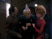 extant_StarTrek_DS9_3x18-DistantVoices_02837.jpg