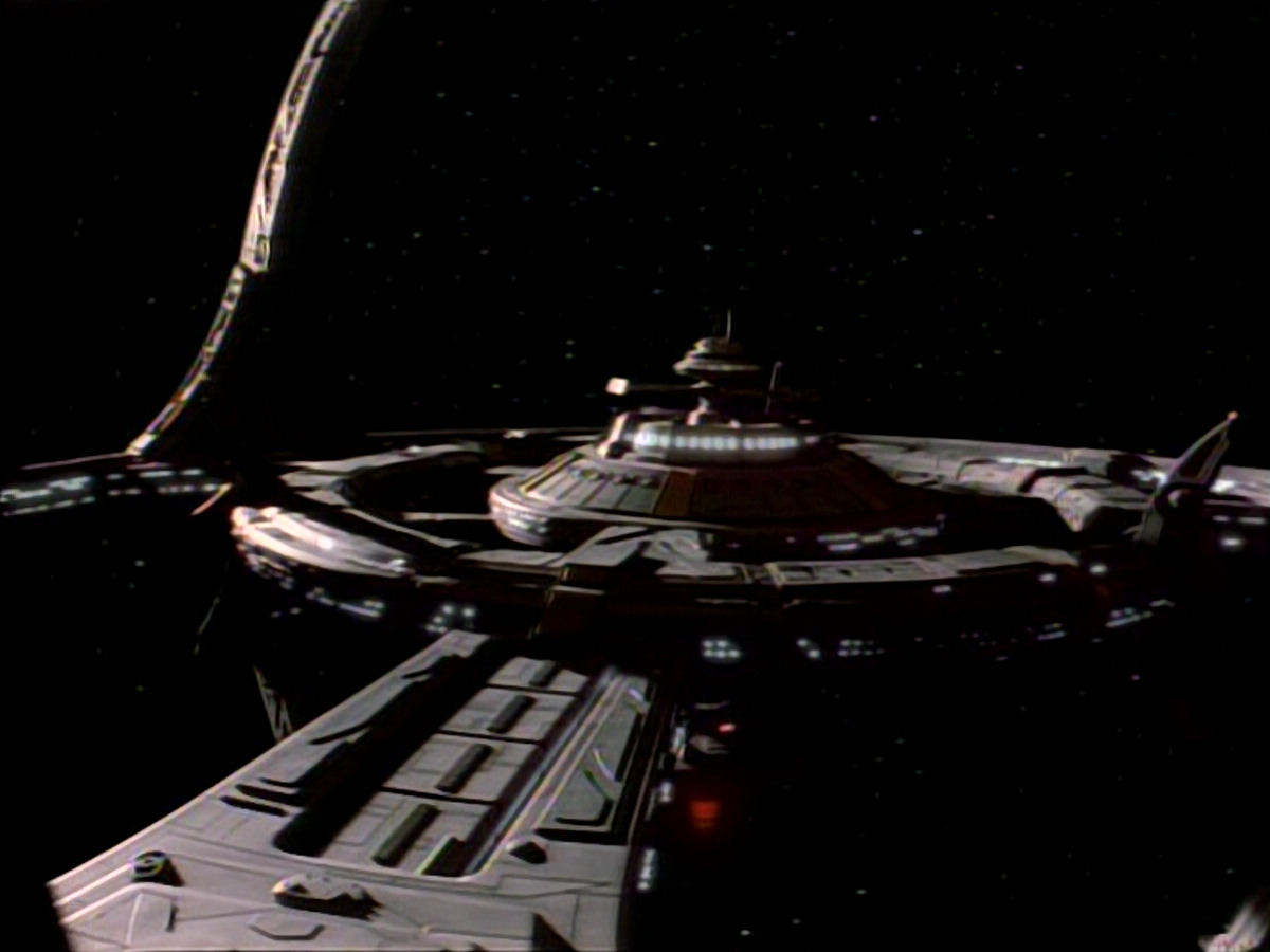 extant_StarTrek_DS9_3x20-ImprobableCause_00007.jpg