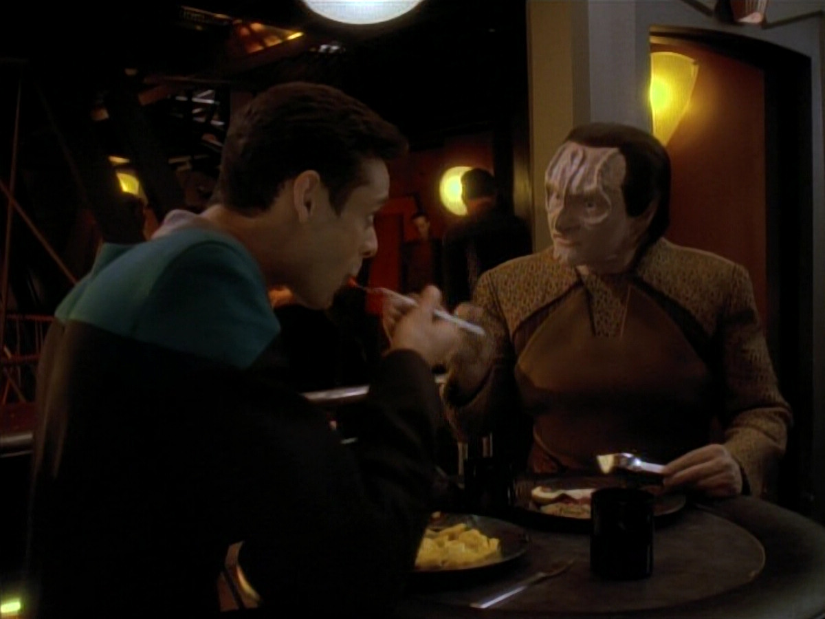 extant_StarTrek_DS9_3x20-ImprobableCause_00022.jpg