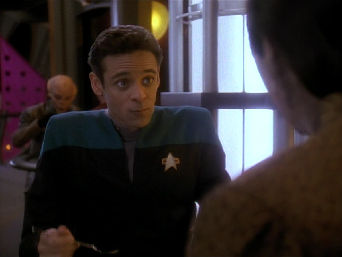 extant_StarTrek_DS9_3x20-ImprobableCause_00026.jpg