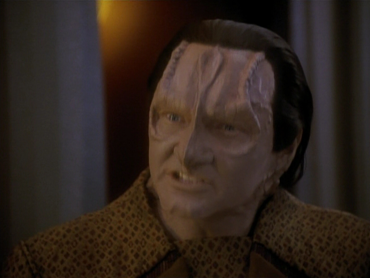 extant_StarTrek_DS9_3x20-ImprobableCause_00088.jpg