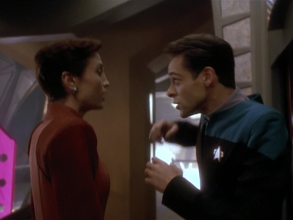 extant_StarTrek_DS9_3x20-ImprobableCause_00251.jpg