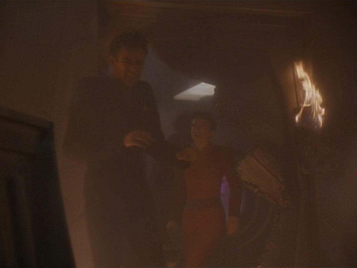 extant_StarTrek_DS9_3x20-ImprobableCause_00281.jpg