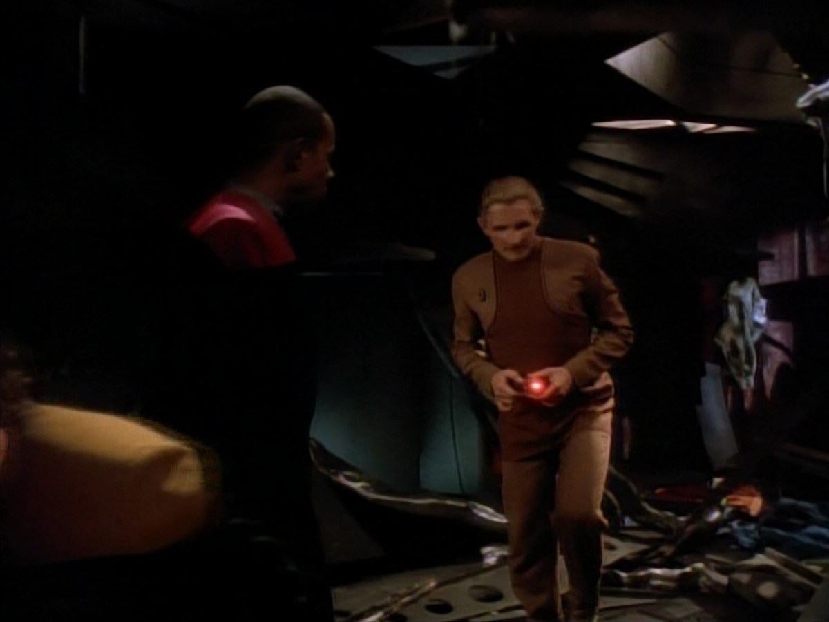 extant_StarTrek_DS9_3x20-ImprobableCause_00514.jpg