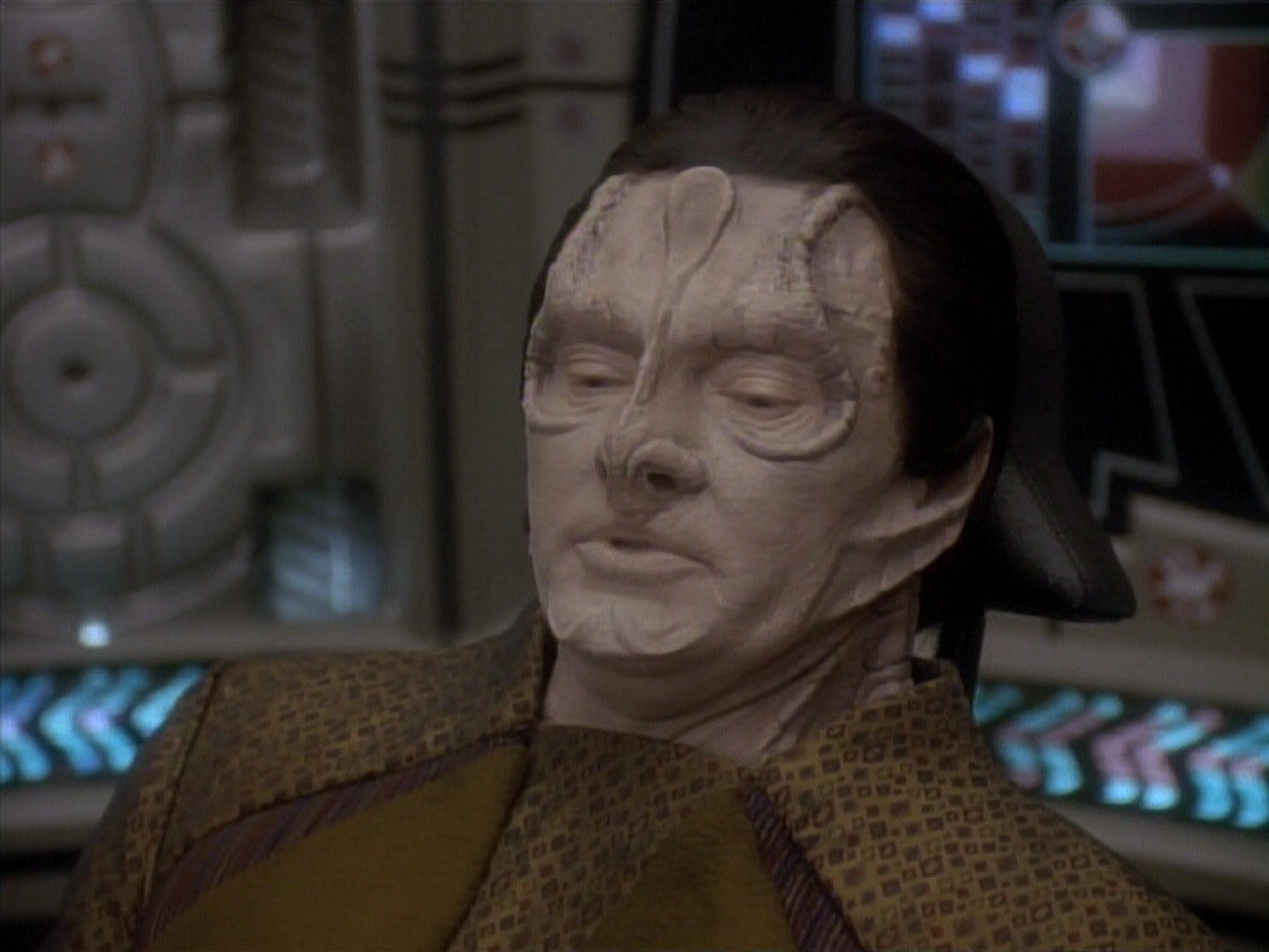 extant_StarTrek_DS9_3x20-ImprobableCause_00631.jpg