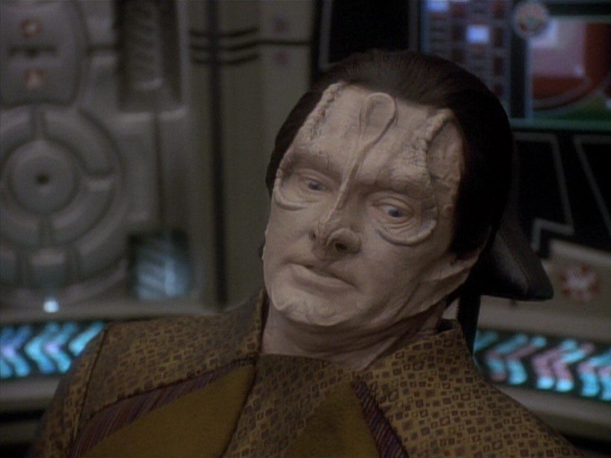 extant_StarTrek_DS9_3x20-ImprobableCause_00640.jpg