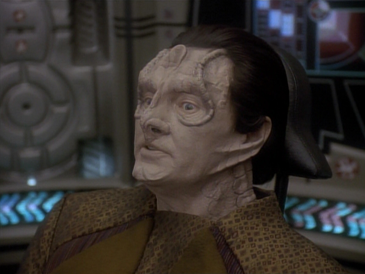 extant_StarTrek_DS9_3x20-ImprobableCause_00651.jpg