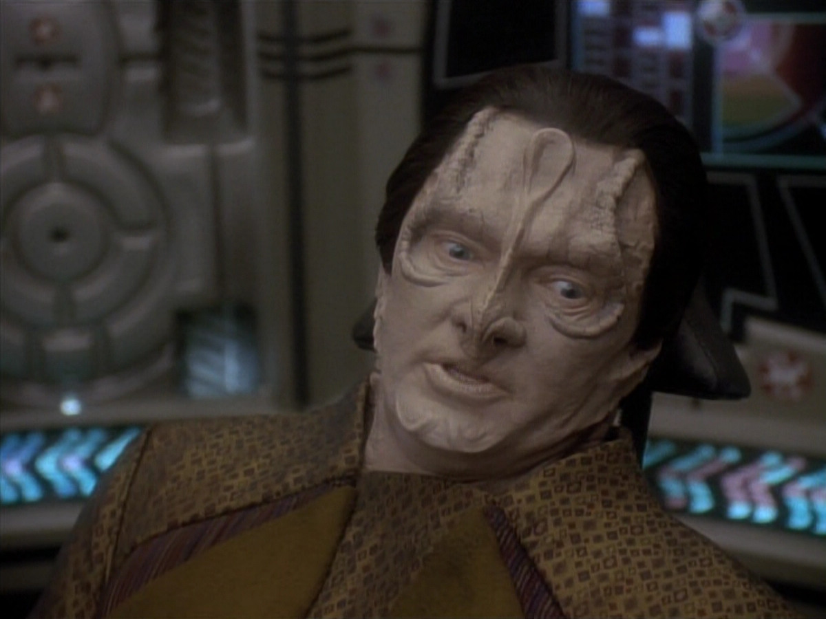 extant_StarTrek_DS9_3x20-ImprobableCause_00670.jpg