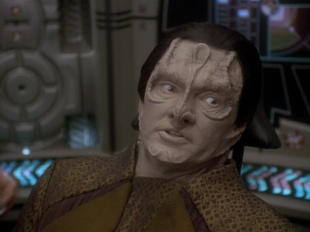 extant_StarTrek_DS9_3x20-ImprobableCause_00673.jpg