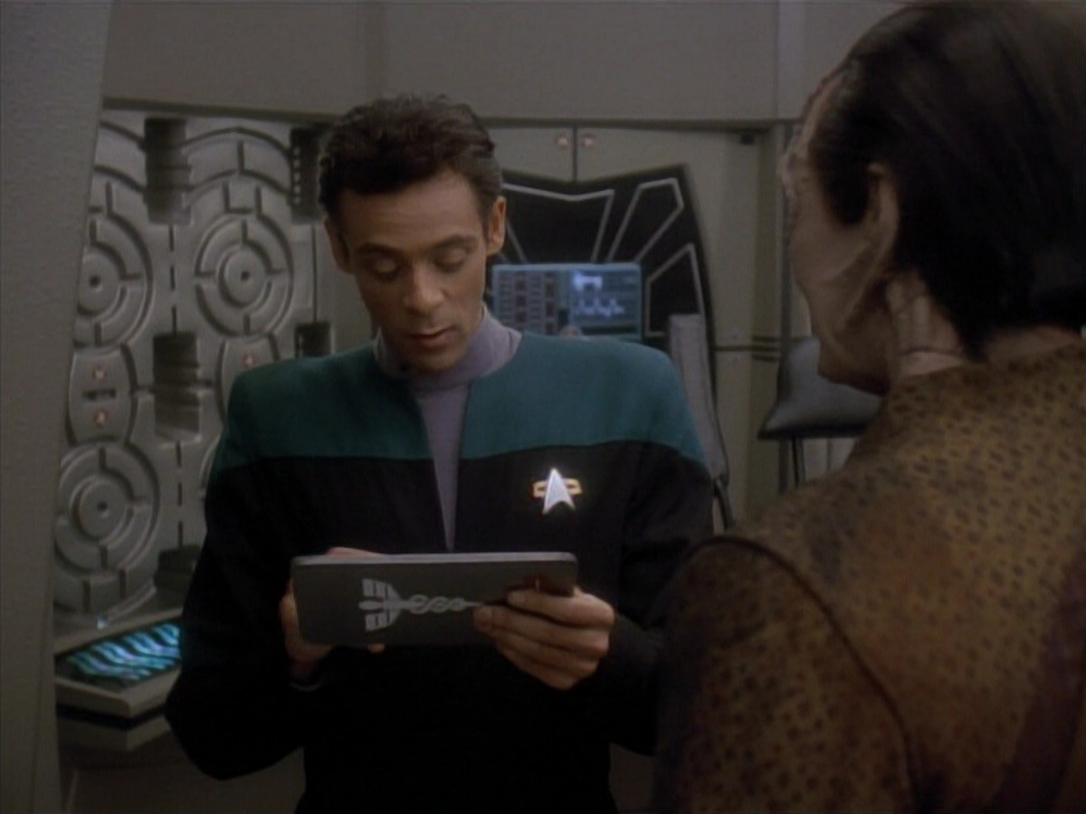 extant_StarTrek_DS9_3x20-ImprobableCause_00818.jpg