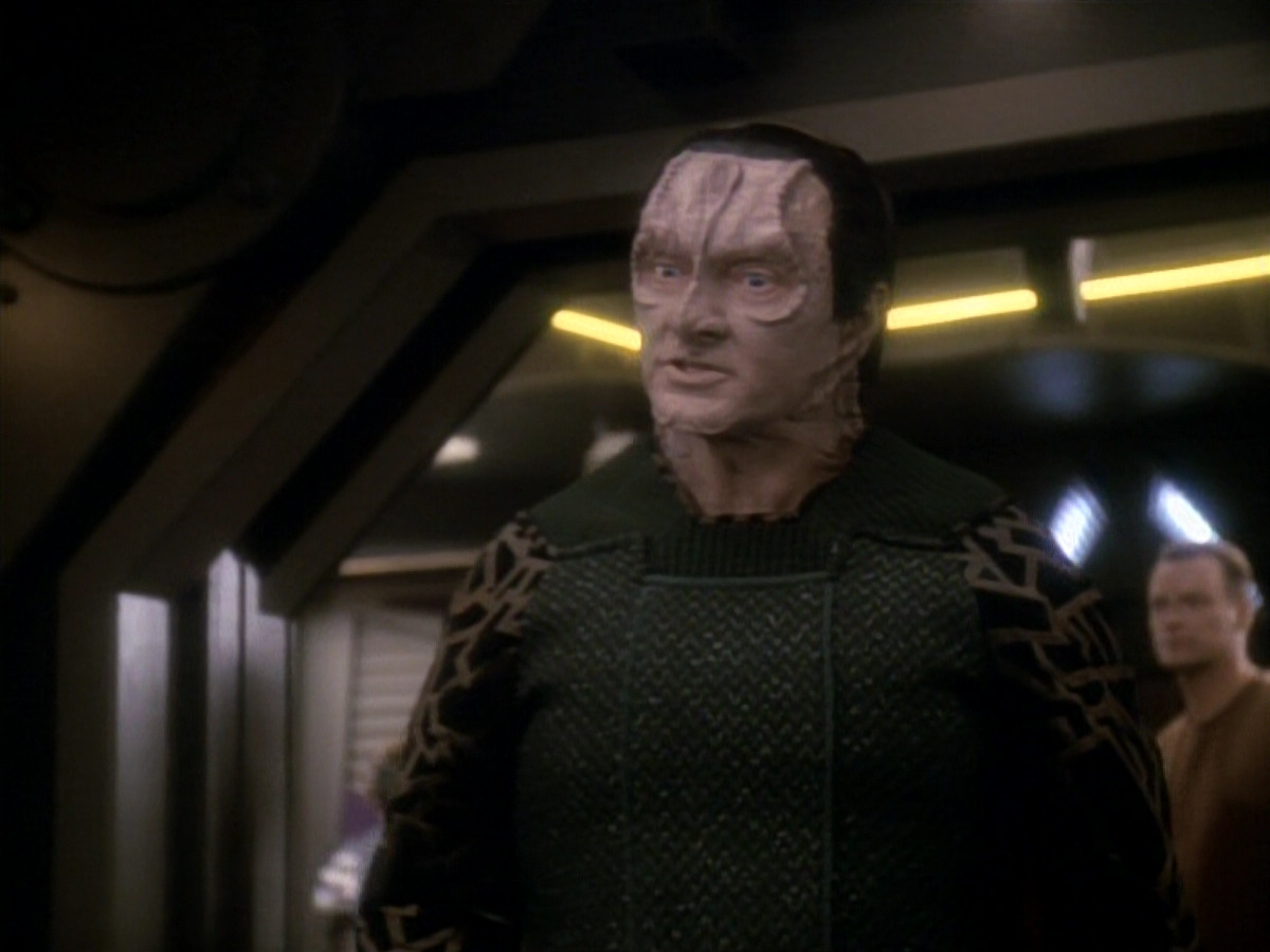 extant_StarTrek_DS9_3x20-ImprobableCause_00890.jpg