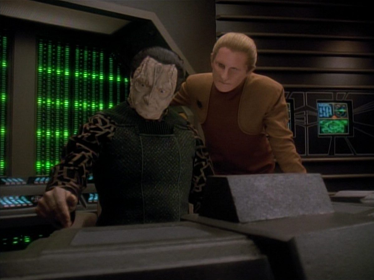 extant_StarTrek_DS9_3x20-ImprobableCause_00927.jpg