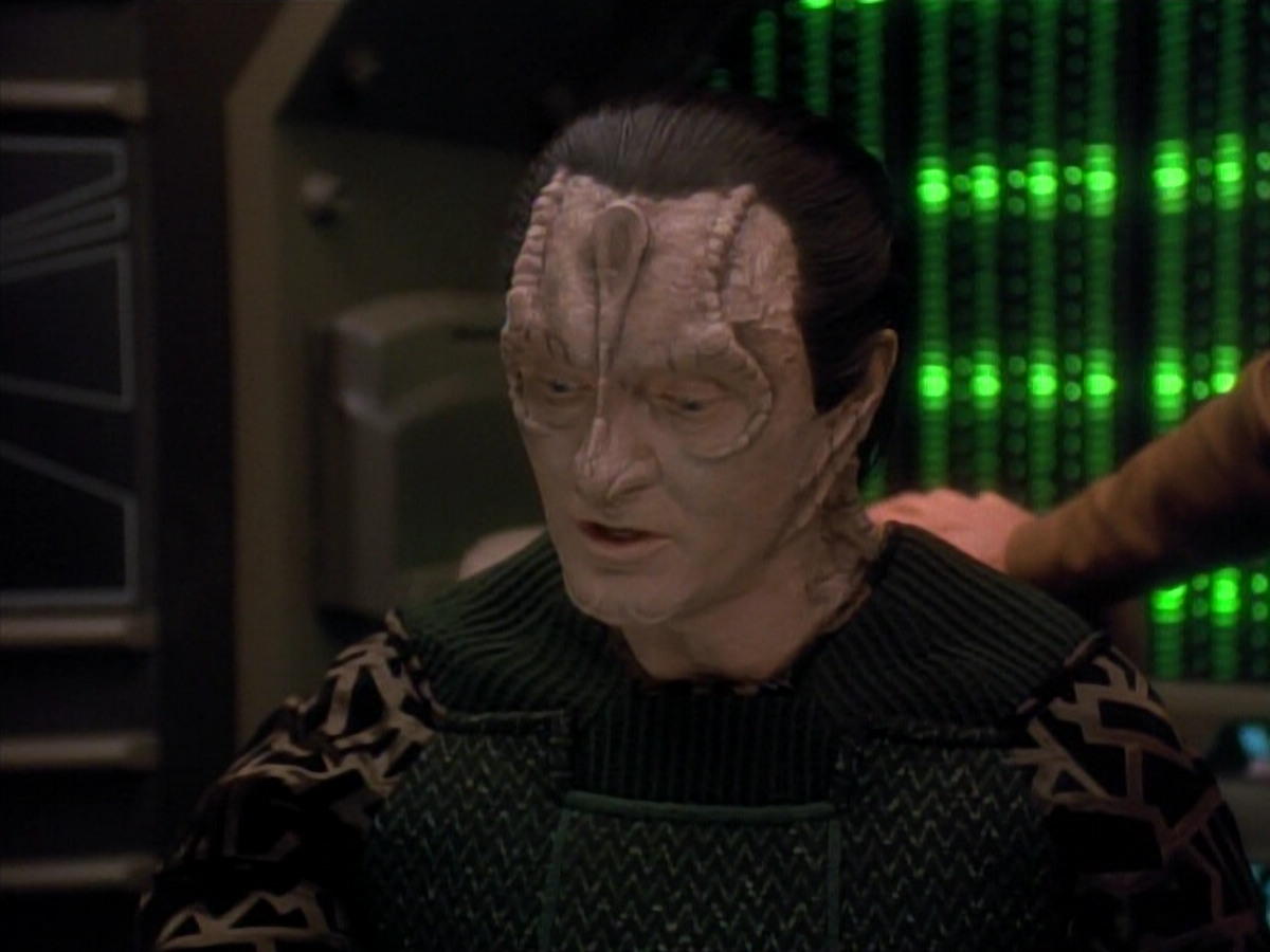 extant_StarTrek_DS9_3x20-ImprobableCause_00945.jpg