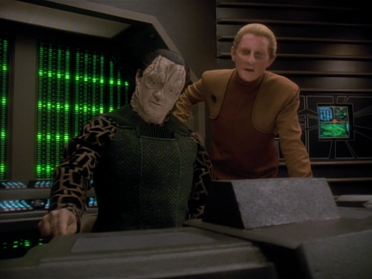 extant_StarTrek_DS9_3x20-ImprobableCause_00968.jpg