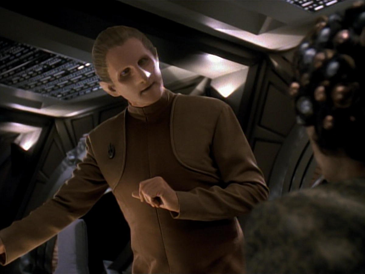 extant_StarTrek_DS9_3x20-ImprobableCause_01121.jpg