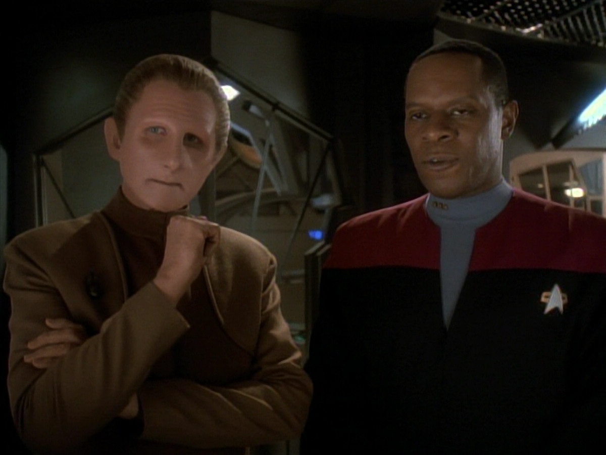 extant_StarTrek_DS9_3x20-ImprobableCause_01714.jpg