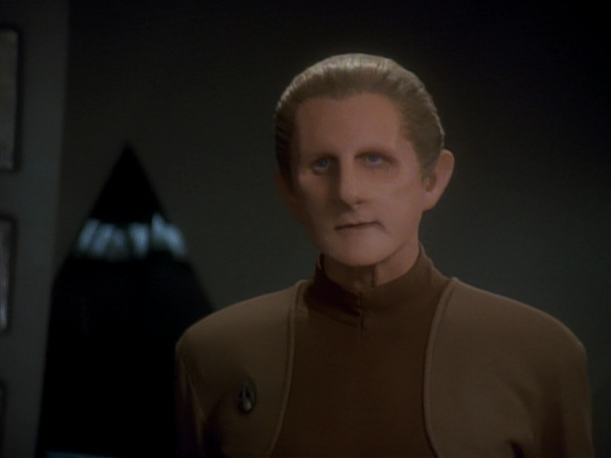 extant_StarTrek_DS9_3x20-ImprobableCause_01879.jpg