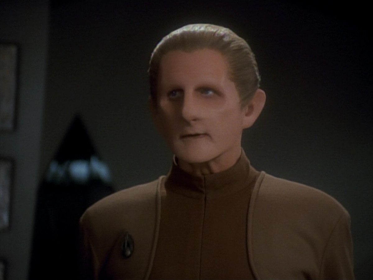 extant_StarTrek_DS9_3x20-ImprobableCause_01896.jpg
