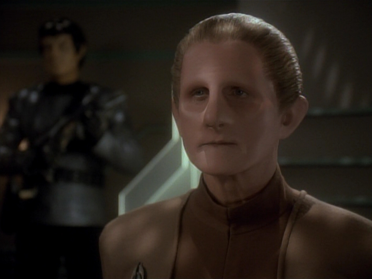 extant_StarTrek_DS9_3x20-ImprobableCause_03273.jpg