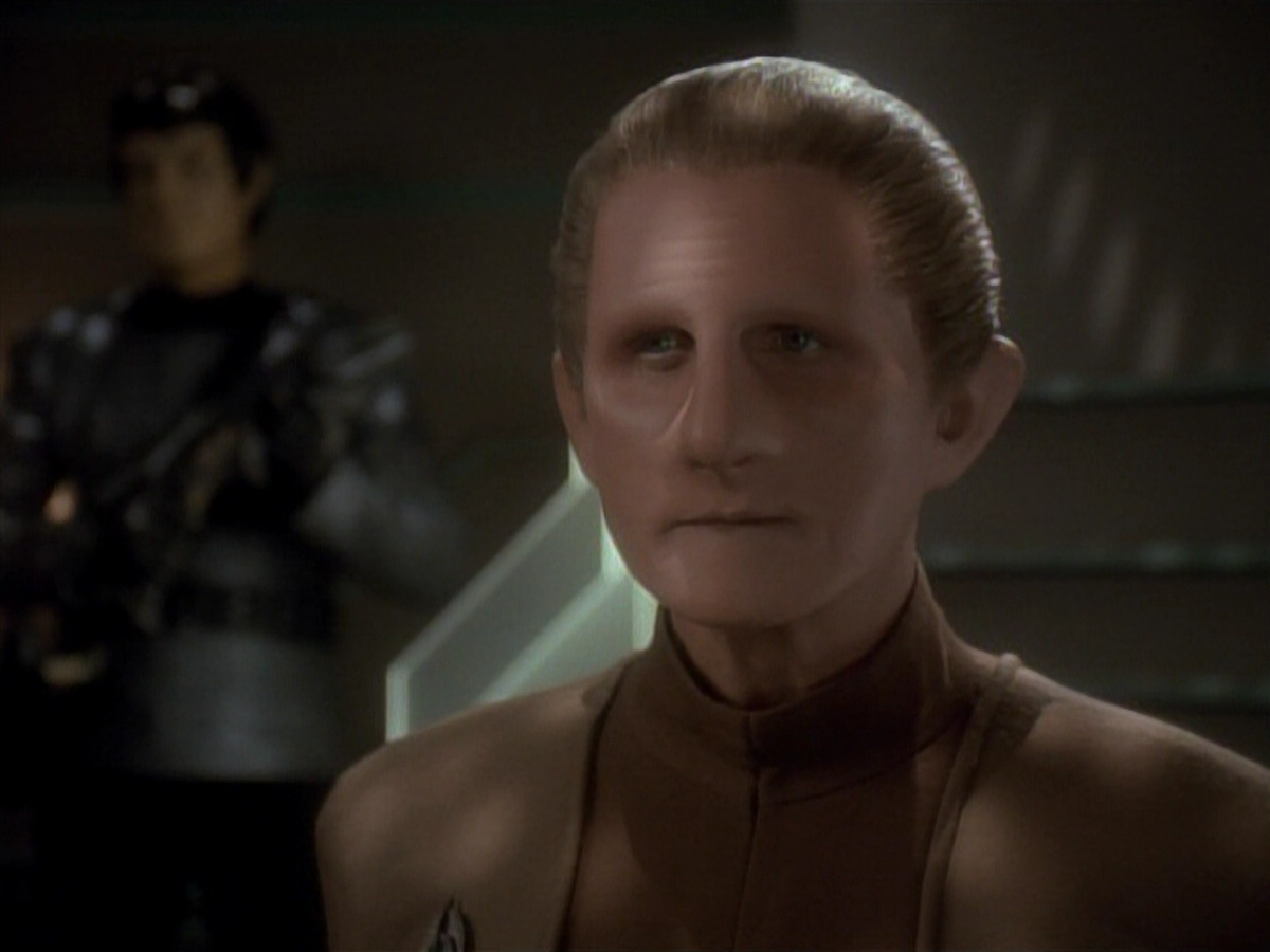 extant_StarTrek_DS9_3x20-ImprobableCause_03309.jpg