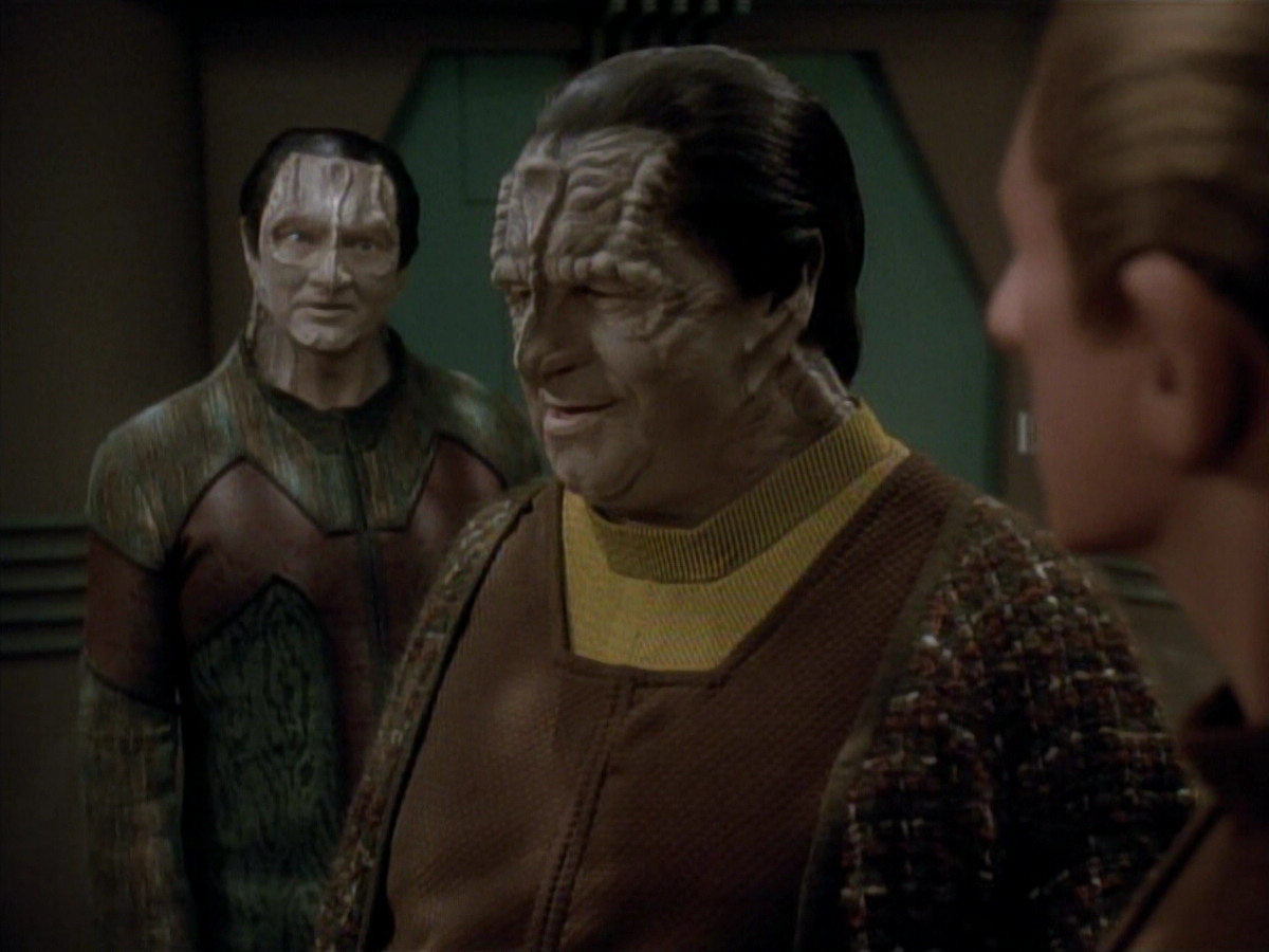 extant_StarTrek_DS9_3x20-ImprobableCause_03374.jpg