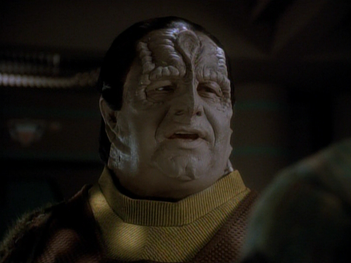 extant_StarTrek_DS9_3x20-ImprobableCause_03479.jpg
