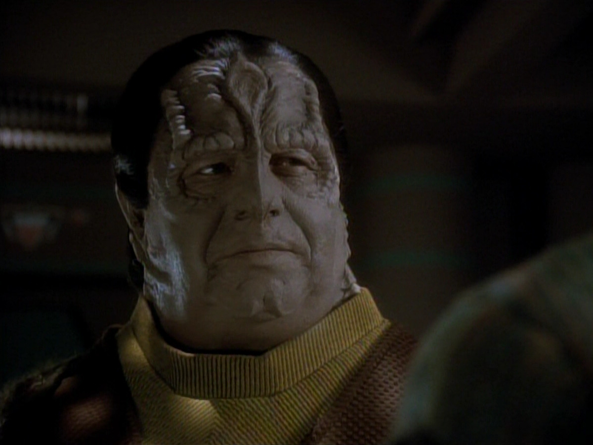 extant_StarTrek_DS9_3x20-ImprobableCause_03486.jpg