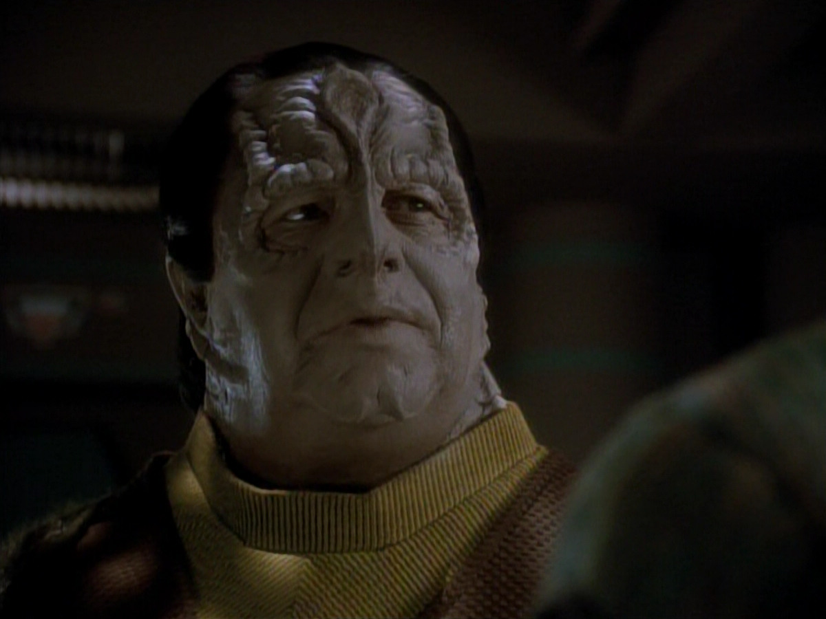 extant_StarTrek_DS9_3x20-ImprobableCause_03488.jpg