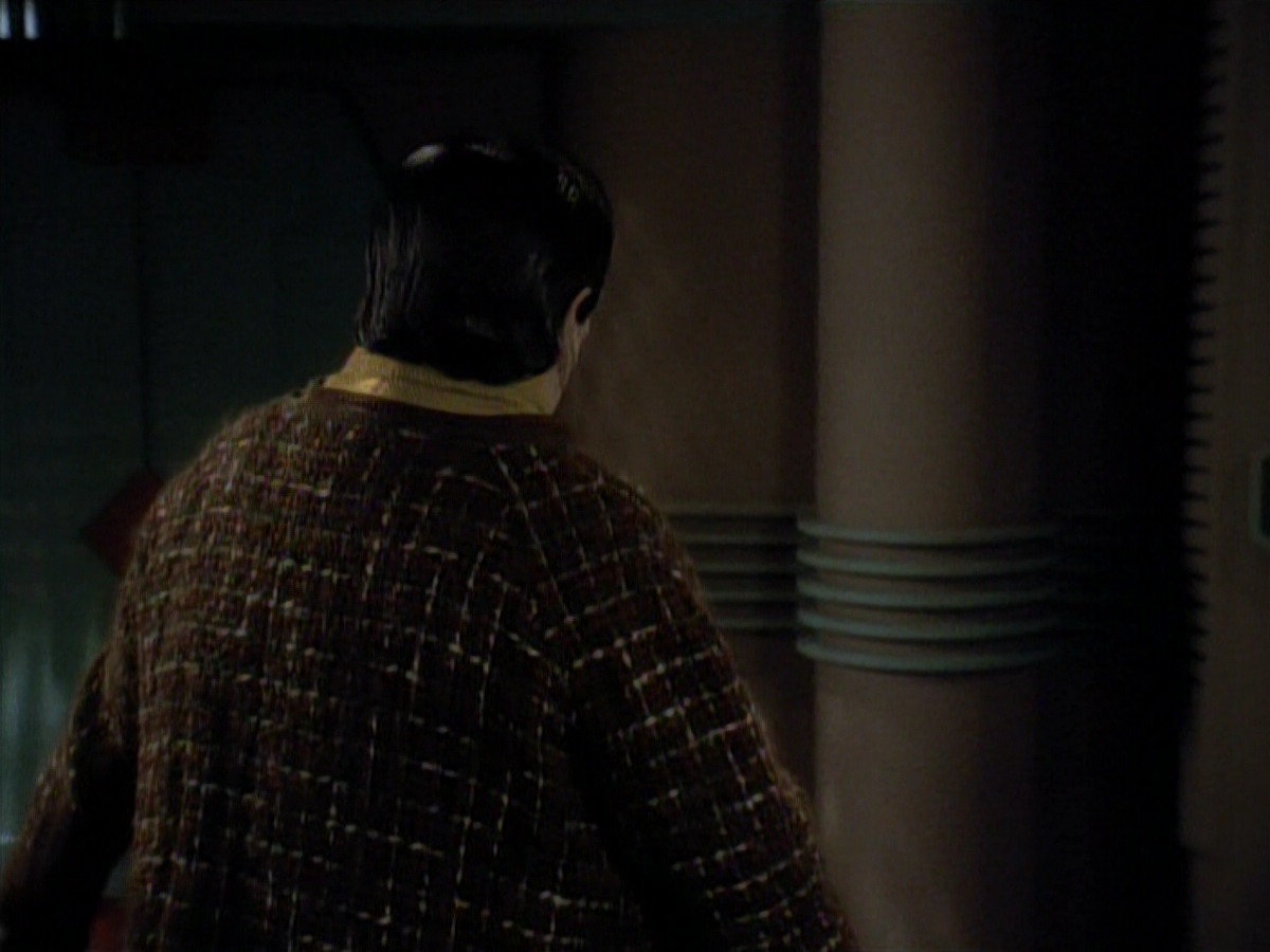 extant_StarTrek_DS9_3x20-ImprobableCause_03540.jpg