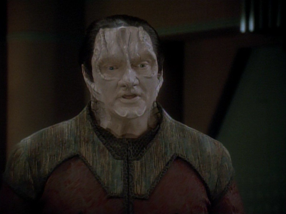 extant_StarTrek_DS9_3x20-ImprobableCause_03622.jpg